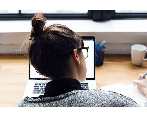 laptop-computer-keyboard-writing