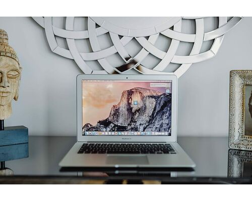 apple-computer-macbook-notebook